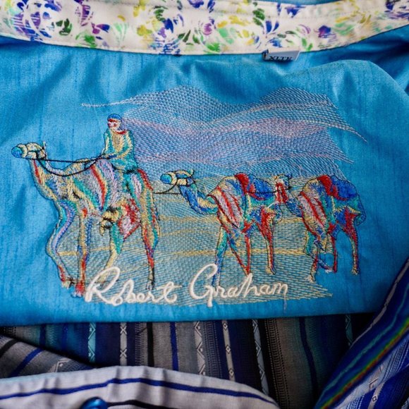 Robert Graham | Flip Collar/Sleeve Striped Shirt - Picture 8 of 8